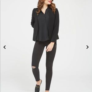 Spanx Distressed Skinny Jeans; Vintage Black; M